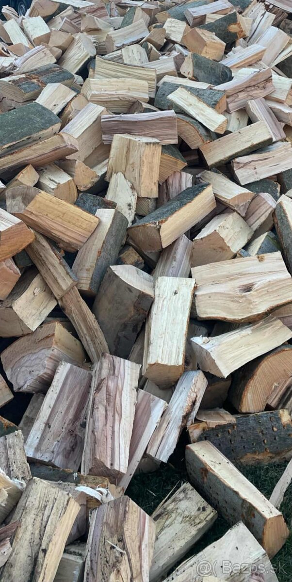 Štiepané palivové drevo - 2