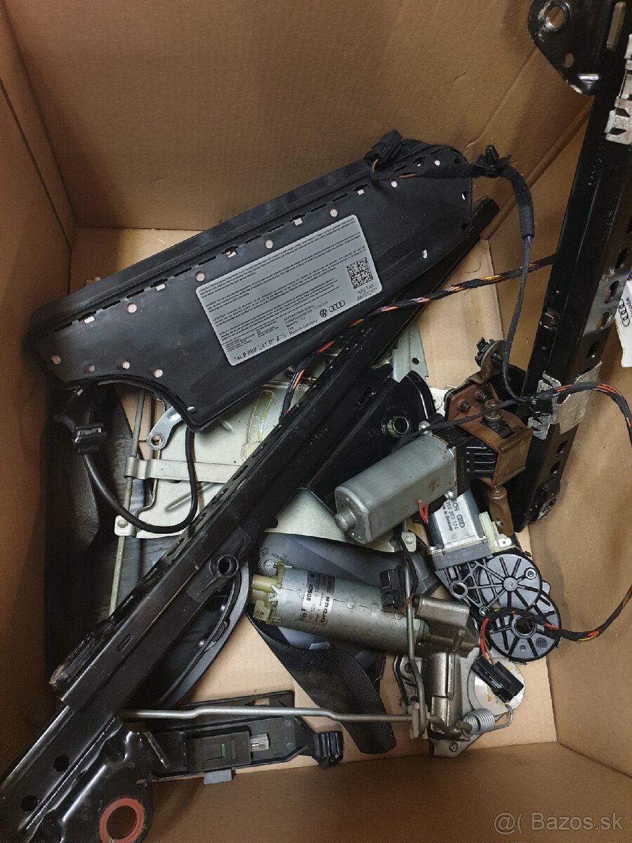 LAVY PREDNY AIRBAG AUDI Q7 2009 - 2