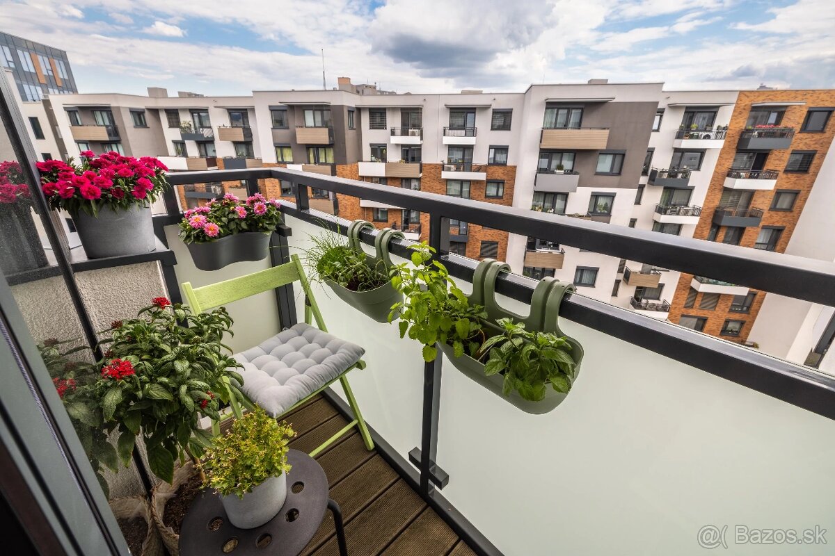 Realitný kancelária REALADR s.r.o. - 2