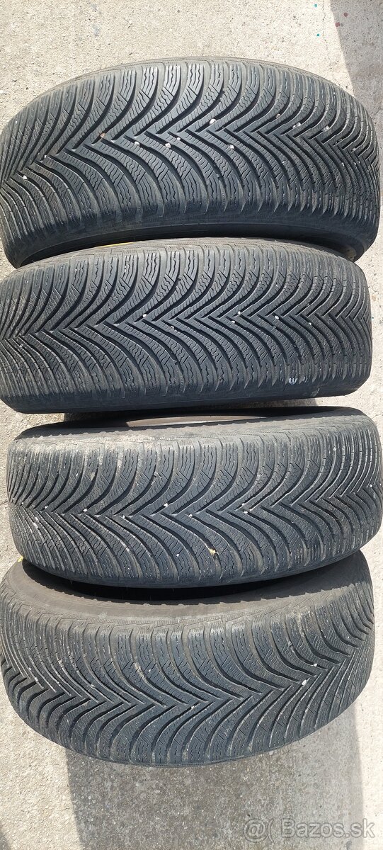 Michelin 215/60 R16 - 2