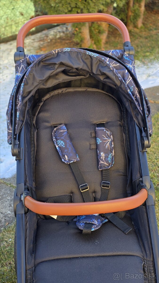 Kočiar Petite & Mars street 2 - 2