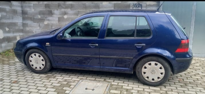 Volkswagen Golf 1.4, 16 ventil benzin - 2