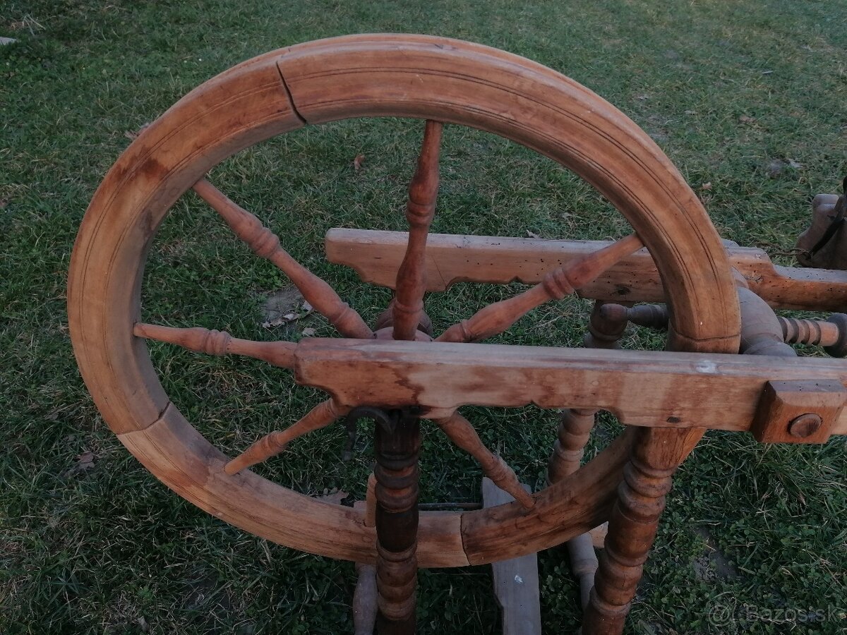 Predám starožitný kolovrátok - 2