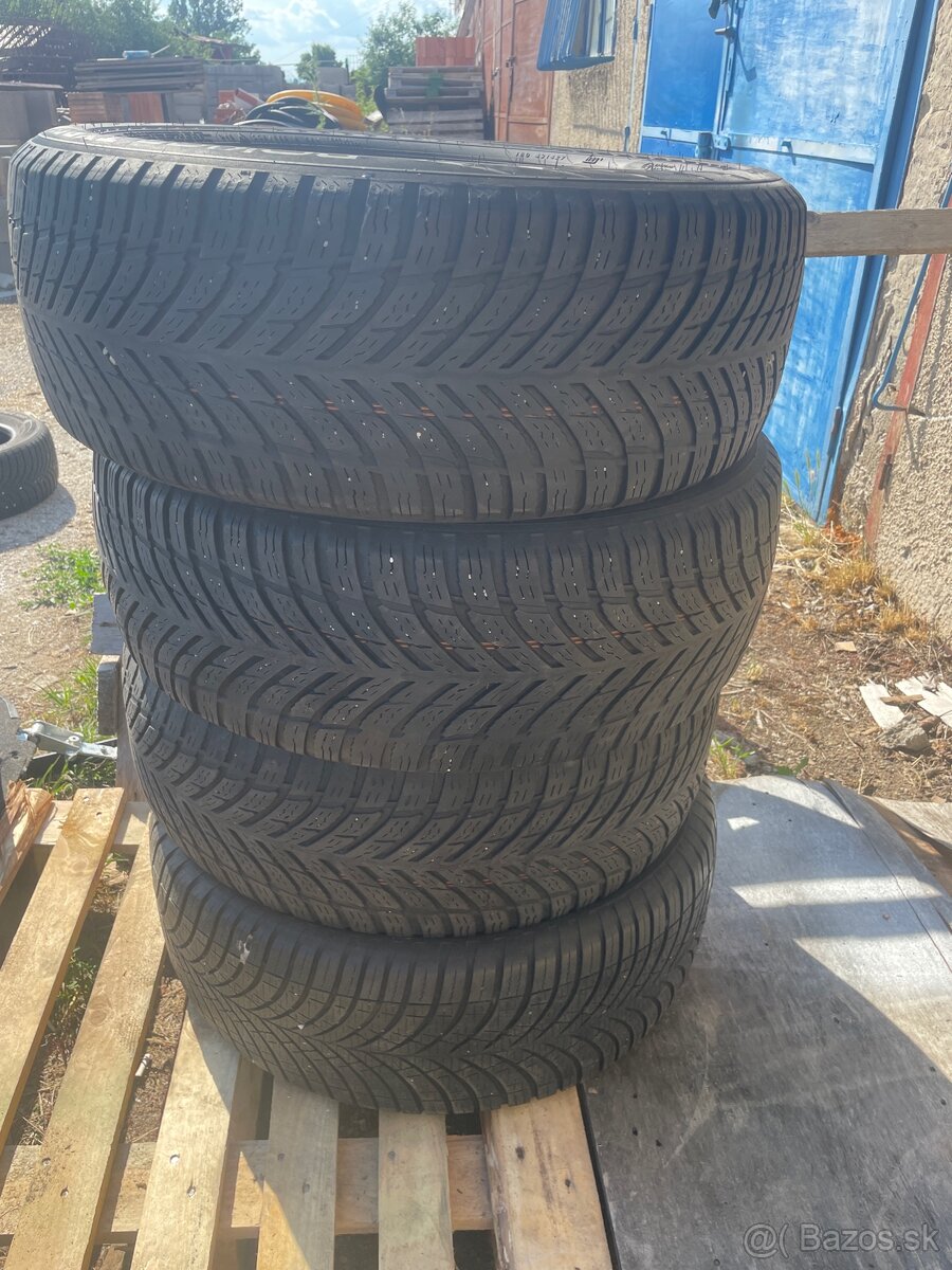 225/55R18 - 2