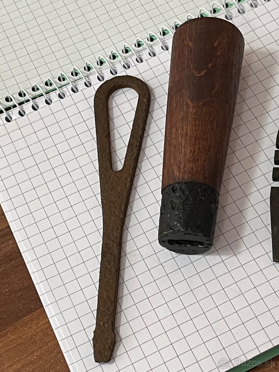 Sada srubovakov (skrutovačov) ku puški Mosin - 2