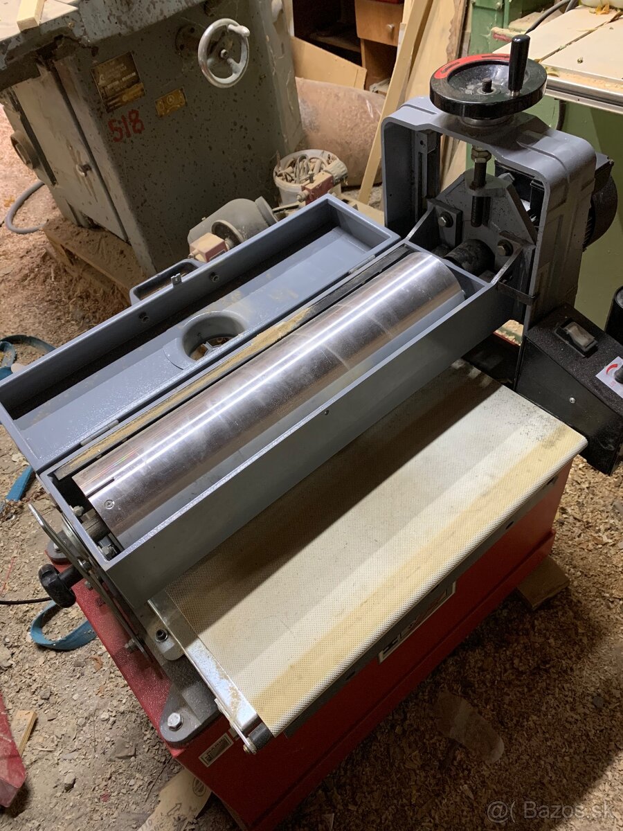 Zrovnavacka 40cm - 2