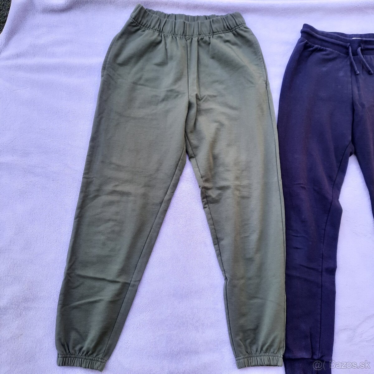 3 dievčenské teplaky veľ. XS/34 - 2