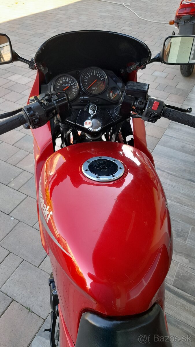 Kawasaki gpz 500 s - 2