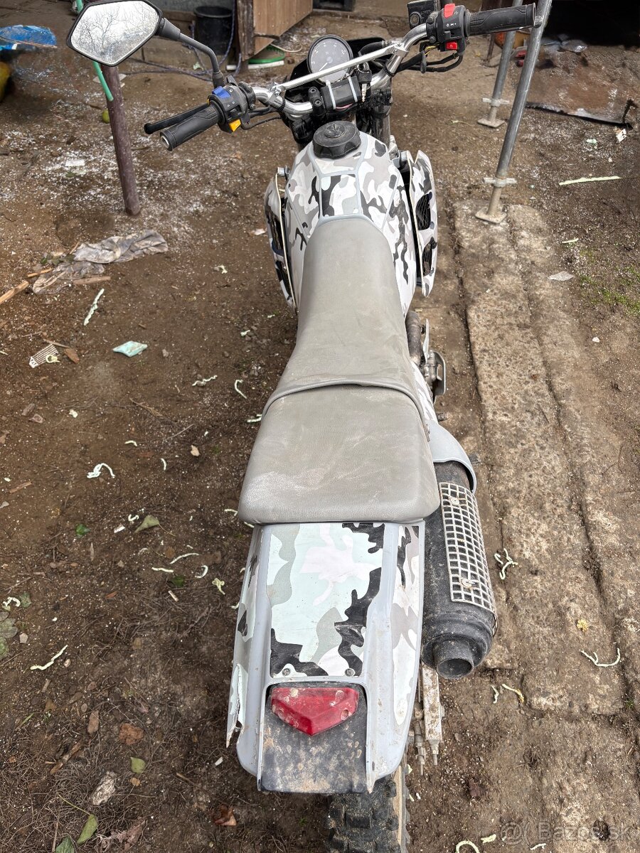 Honda nx-250 dominator - 2