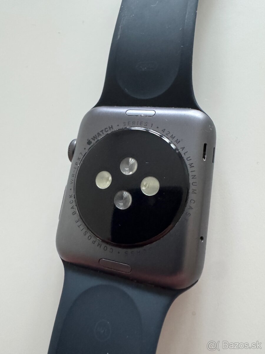 Apple Watch Series 1 – 30 € (ako nové) - 2
