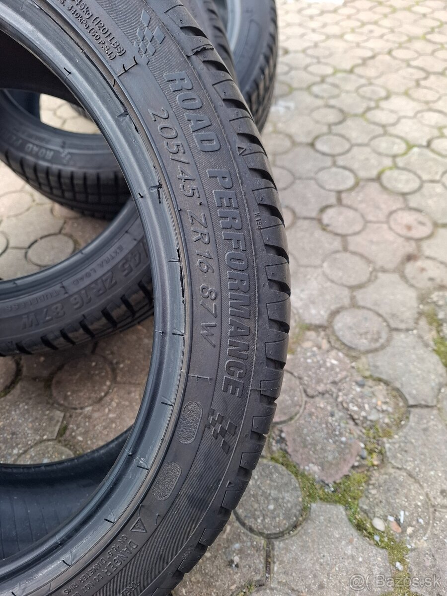 205/45R16 - Zánovné Riken Road Performance 500km - 2