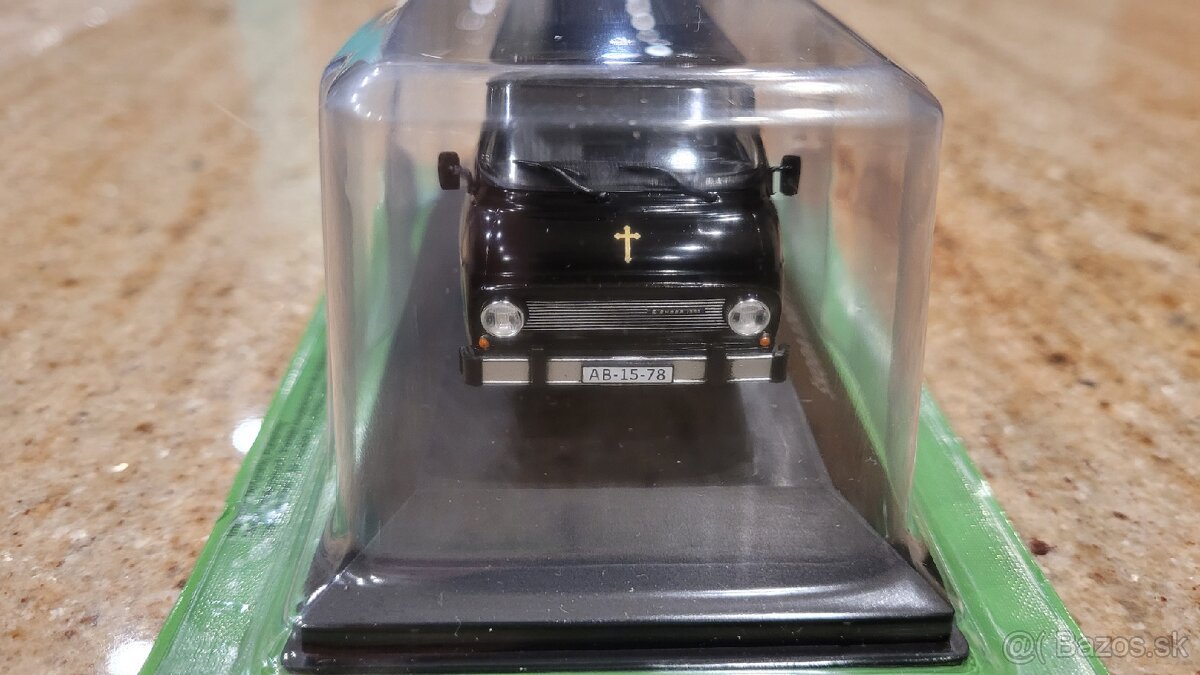 Skoda 1203 pohrebny voz - 2