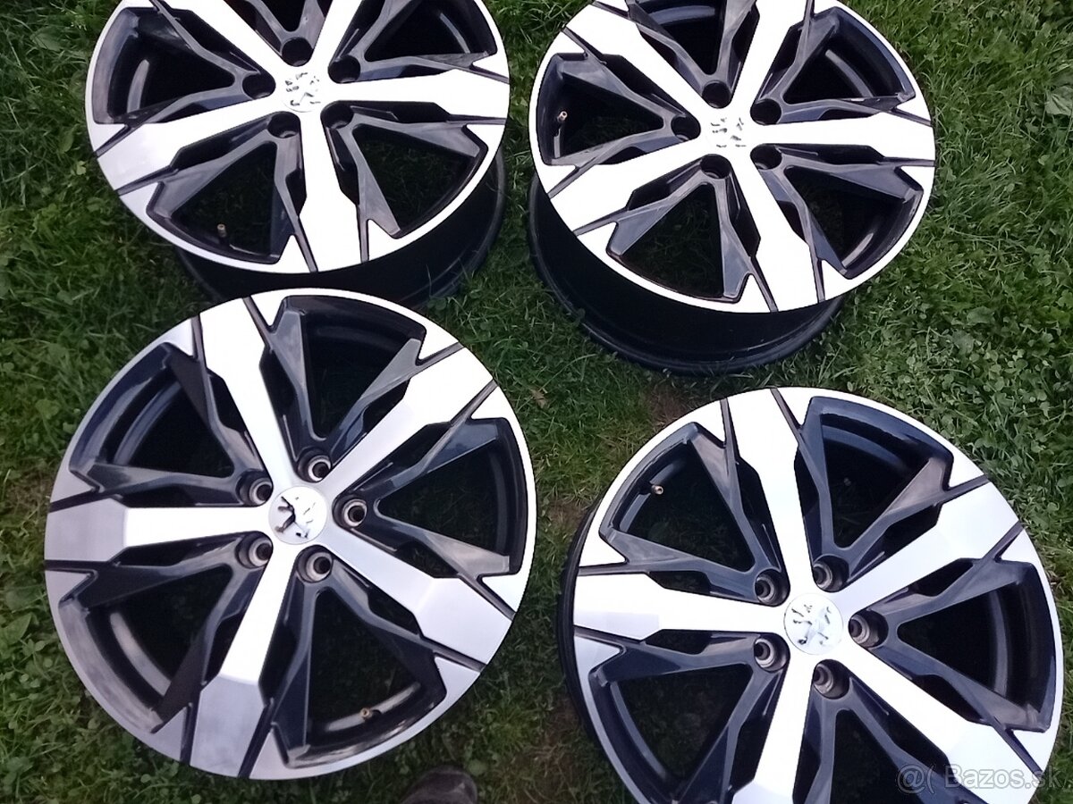 Peugeot 18"5x108 ET 49 .....225/55/18 - 2