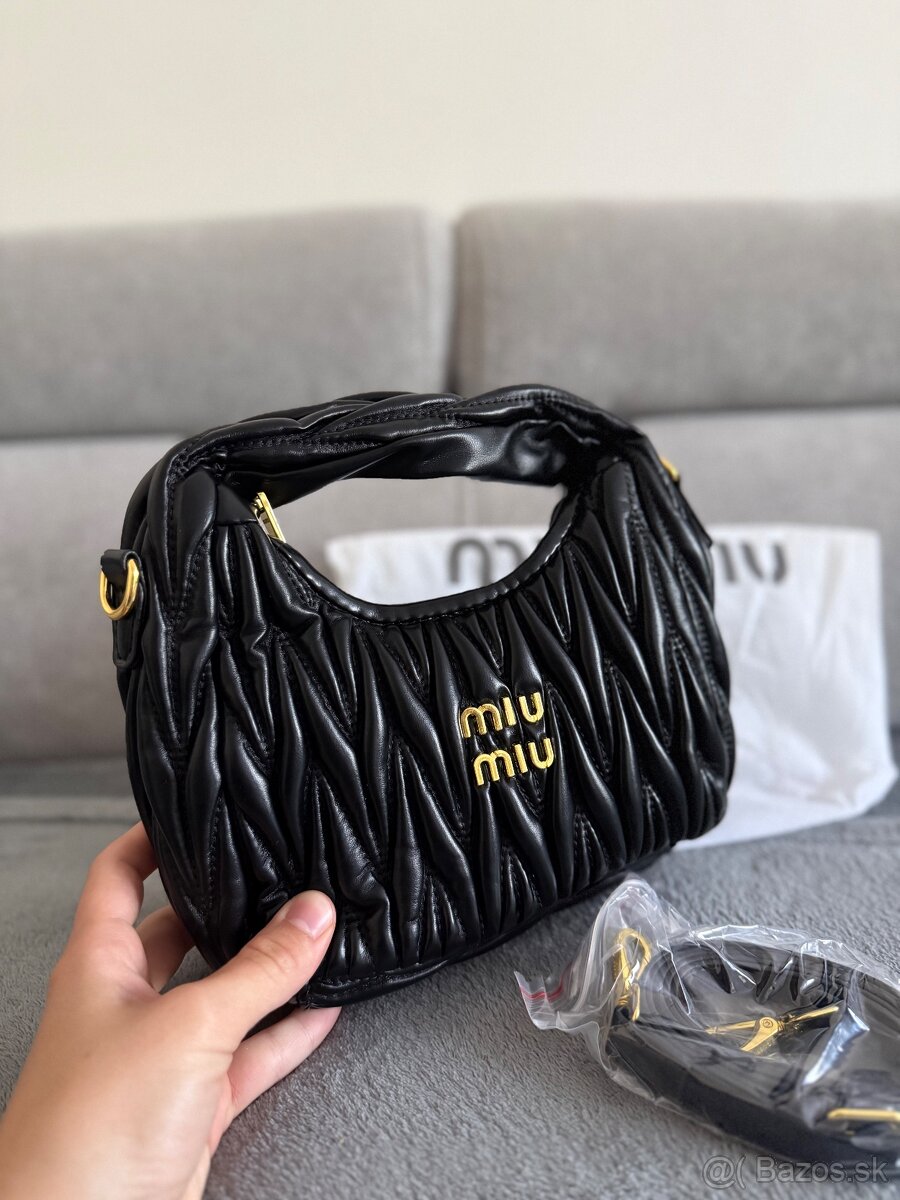 Miu miu kabelka čierna mini - 2
