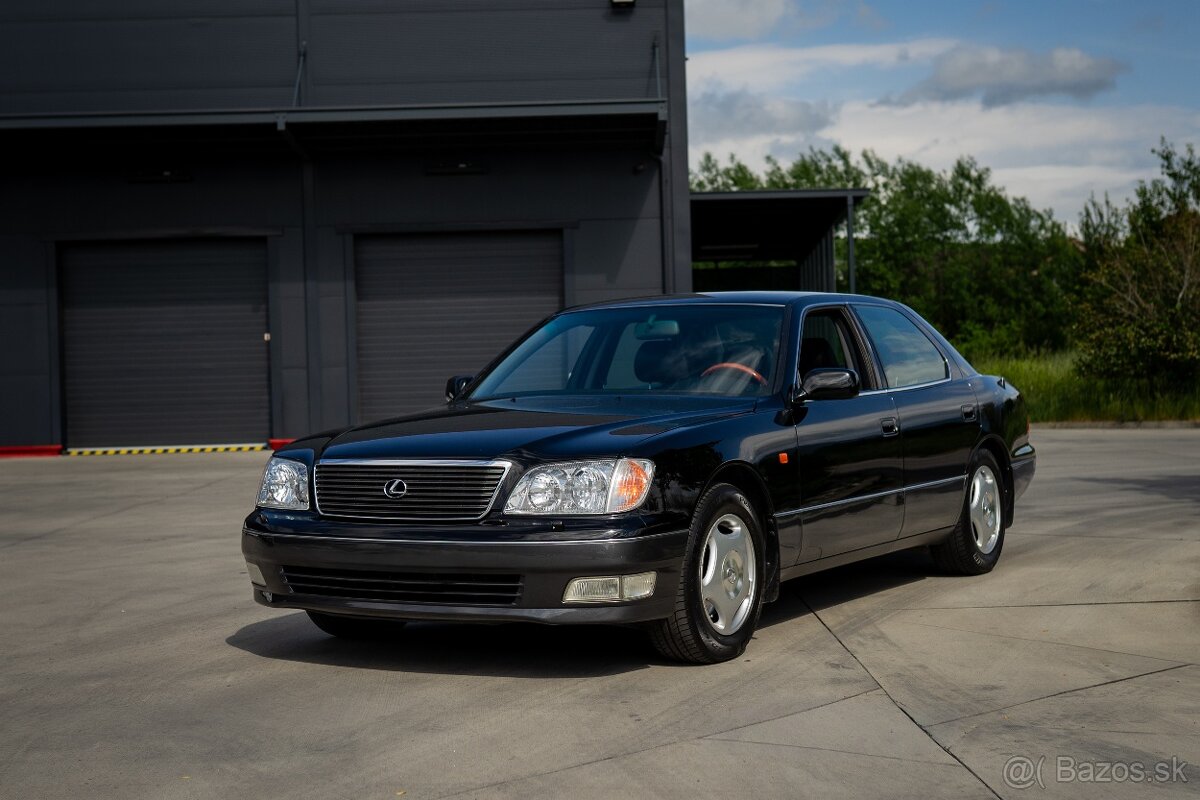 Predám Lexus LS 400 - 2