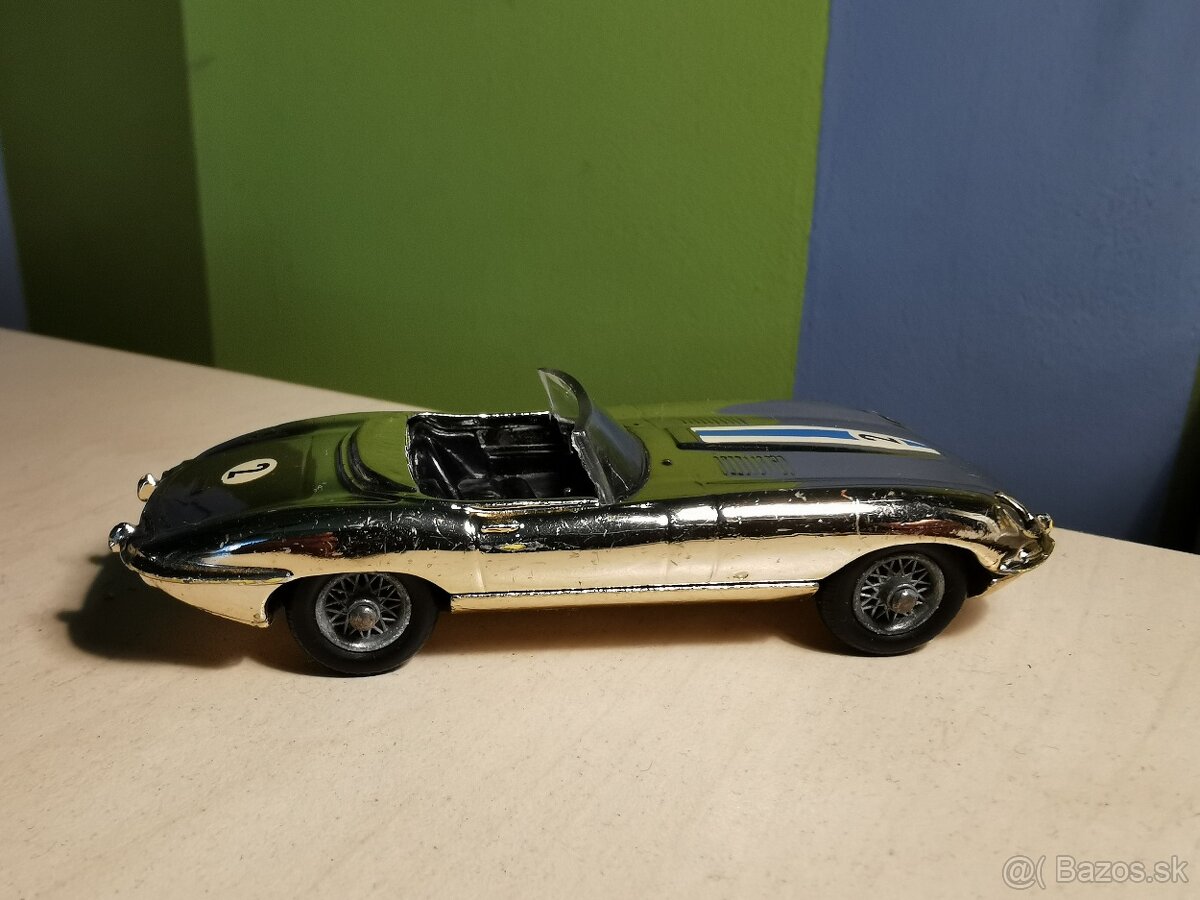 Corgi toys Jaguar E type chróm - 2