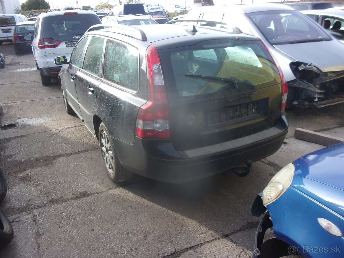 VOLVO V-50 2005 2,5 DIESEL - 2