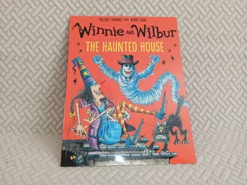 Winnie and Wilbur v anglictine - 2