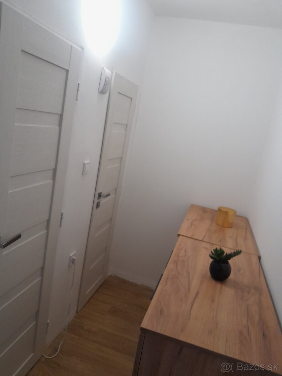 1 izbový byt pri OC Galéria - Widok 2