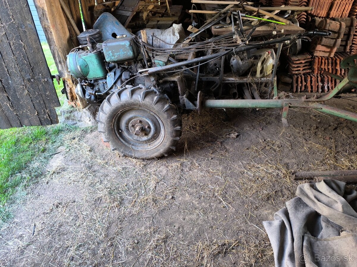 Predam malotraktor tj 6,5 - 2