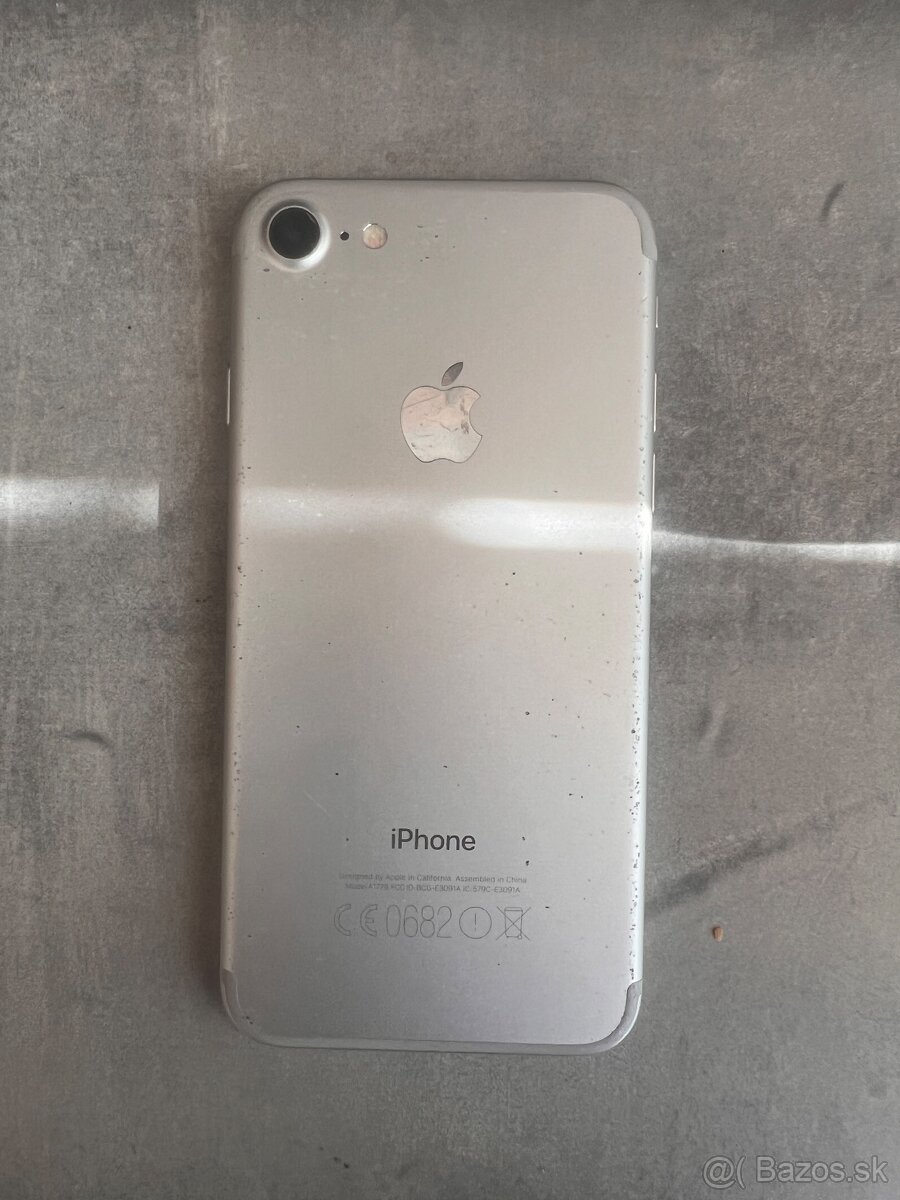 iPhone 7 128GB - 2