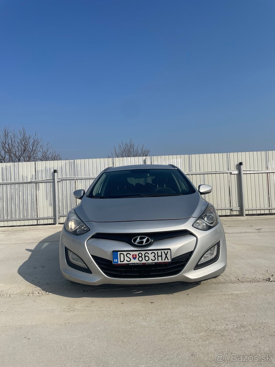 Hyundai i30 1.6 CRDi | 2013 - 2