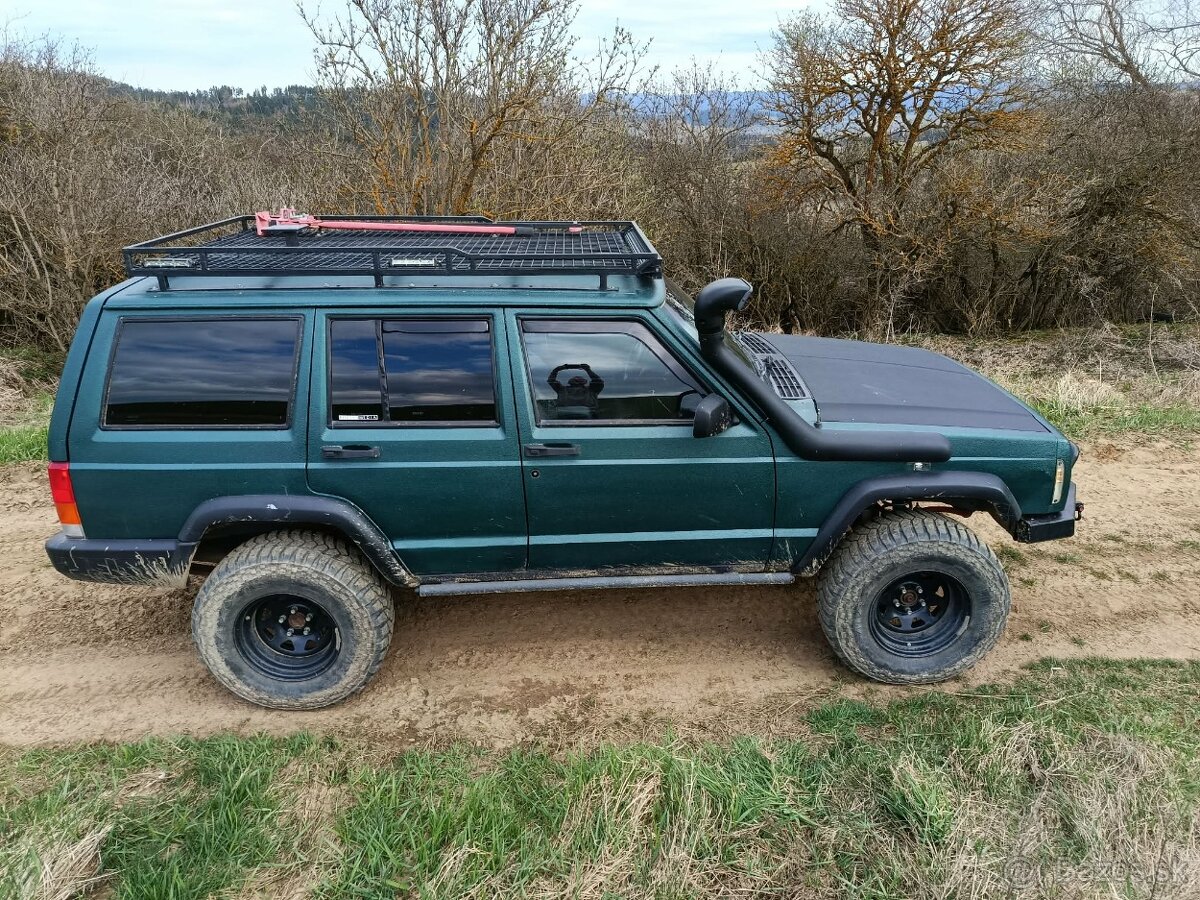 JEEP CHEROKEE XJ 2,5 tdi - 2