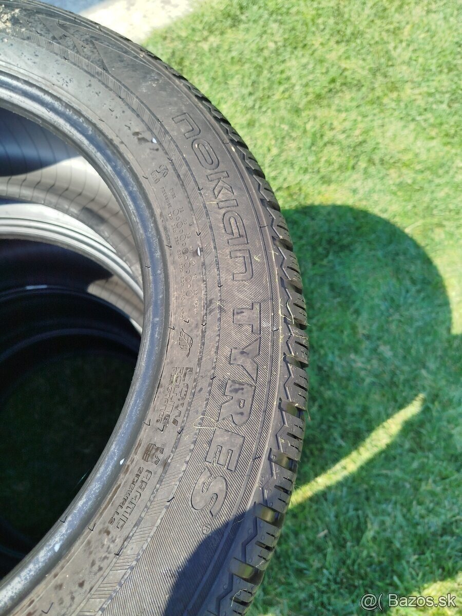 215/60 r17 zimné pneumatiky,Nokian - 2