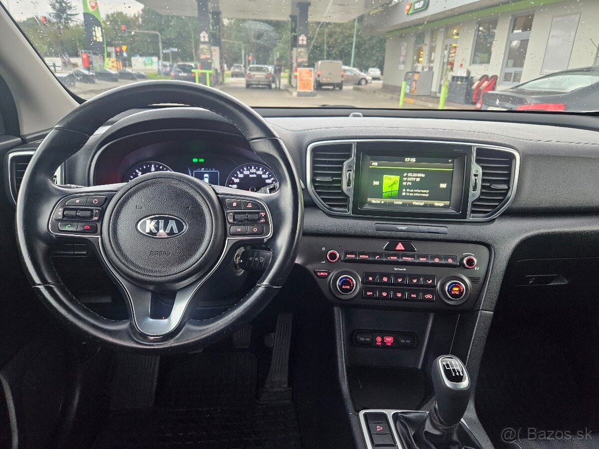 Kia Sportage 1.7CRDi 115KM Navi Kamera biela perla - 2