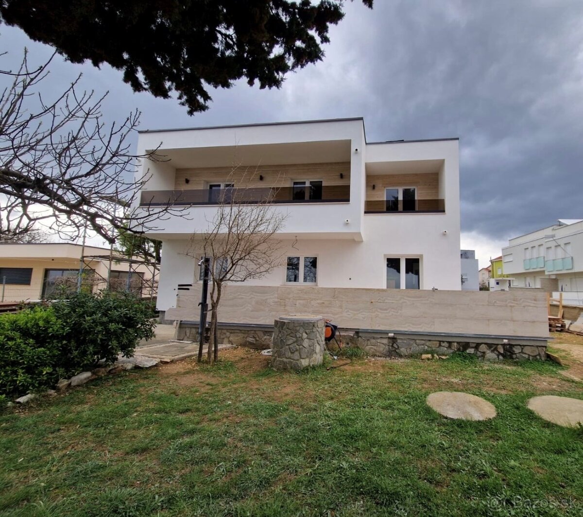 Predám apartmánový dom v oblasti Zadar – Vrsi - 2