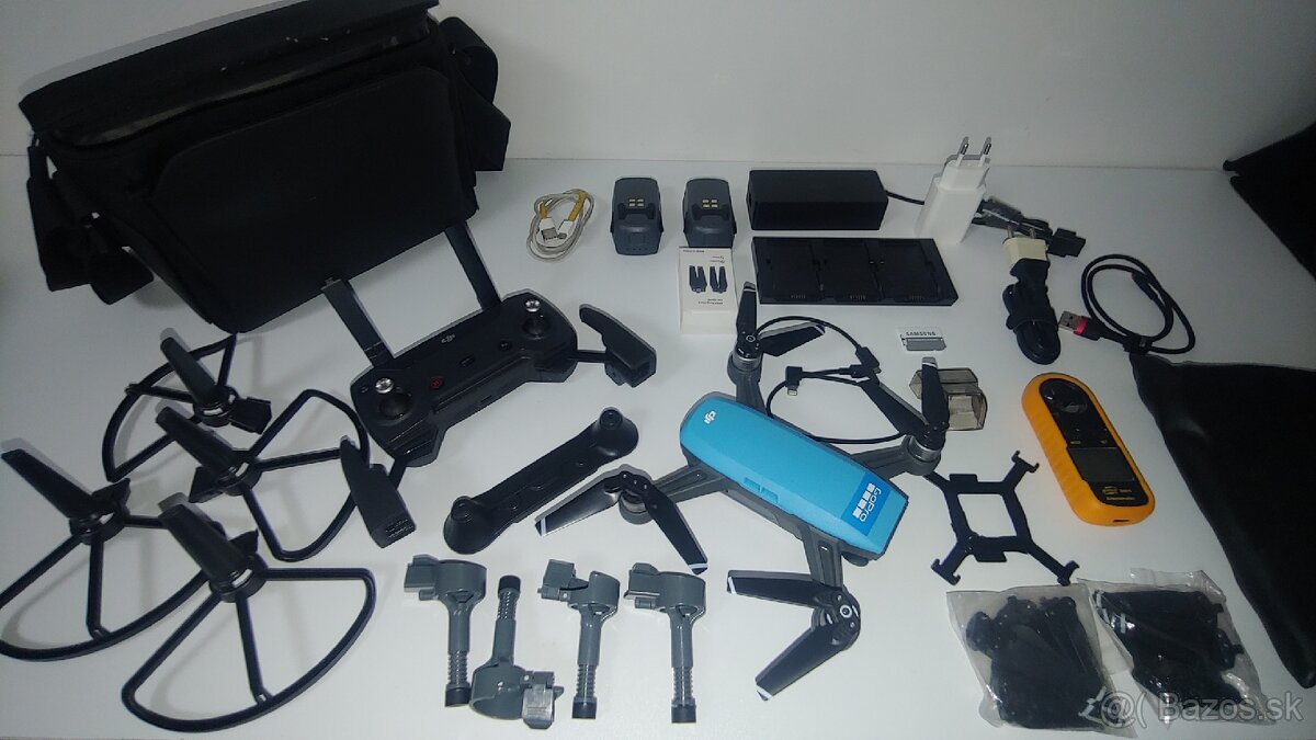 Dron DJI Spark Fly More Combo - 2