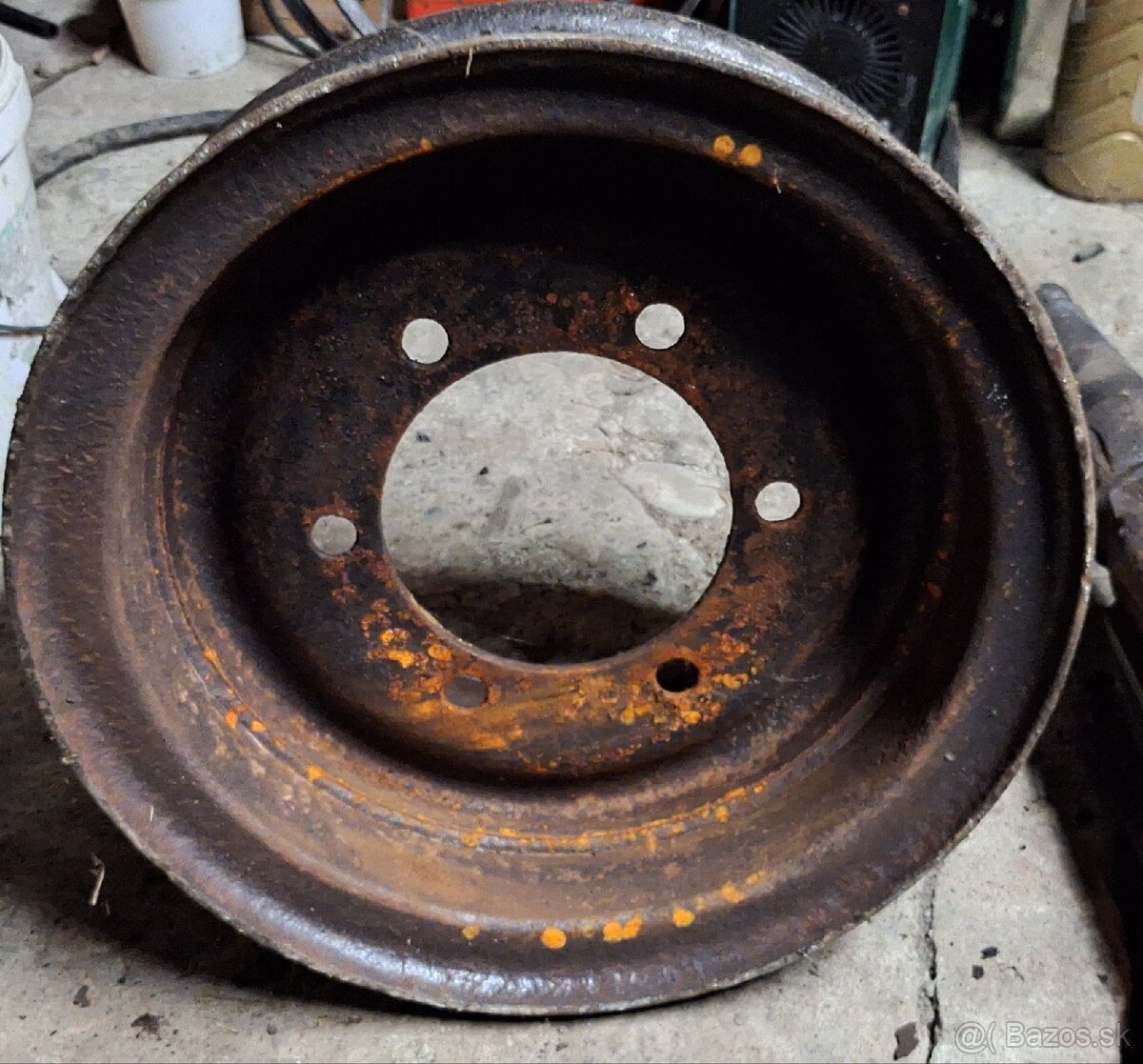 Kolesá 5t vlečka - 2