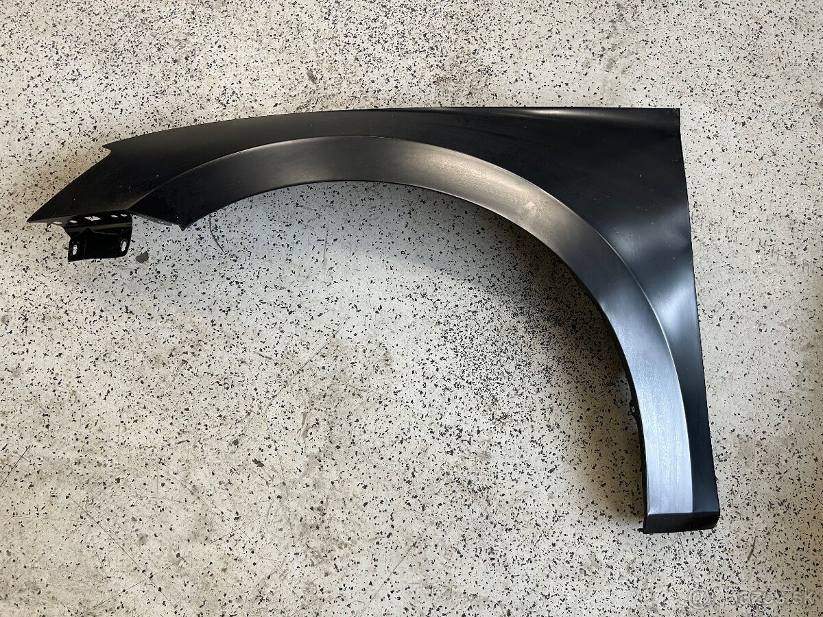 Lavý blatník Škoda Superb 3 - 2