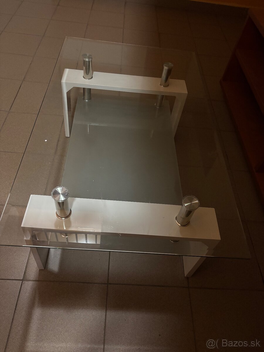 Konferenčný stolík - 2