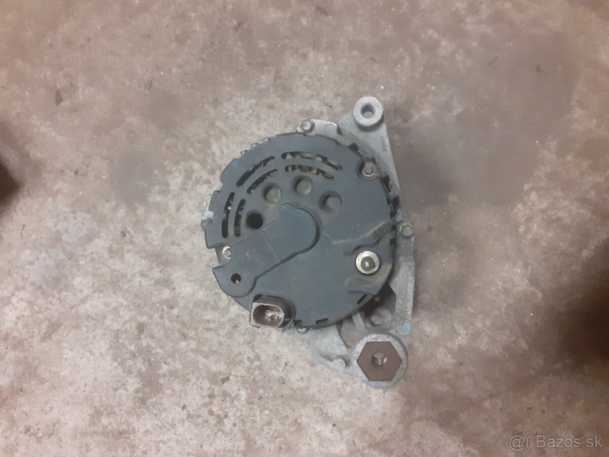 ALTERNÁTOR 06B 903 016D - 2