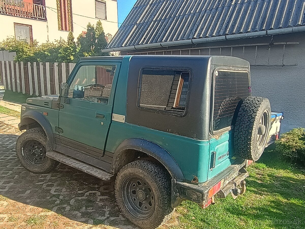 Suzuki Samurai - 2