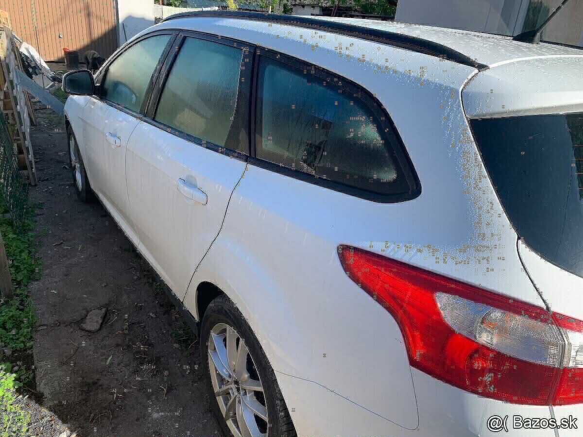 Rozpredam Ford Focus MK3 1.0 Ecoboost M2DA - 2