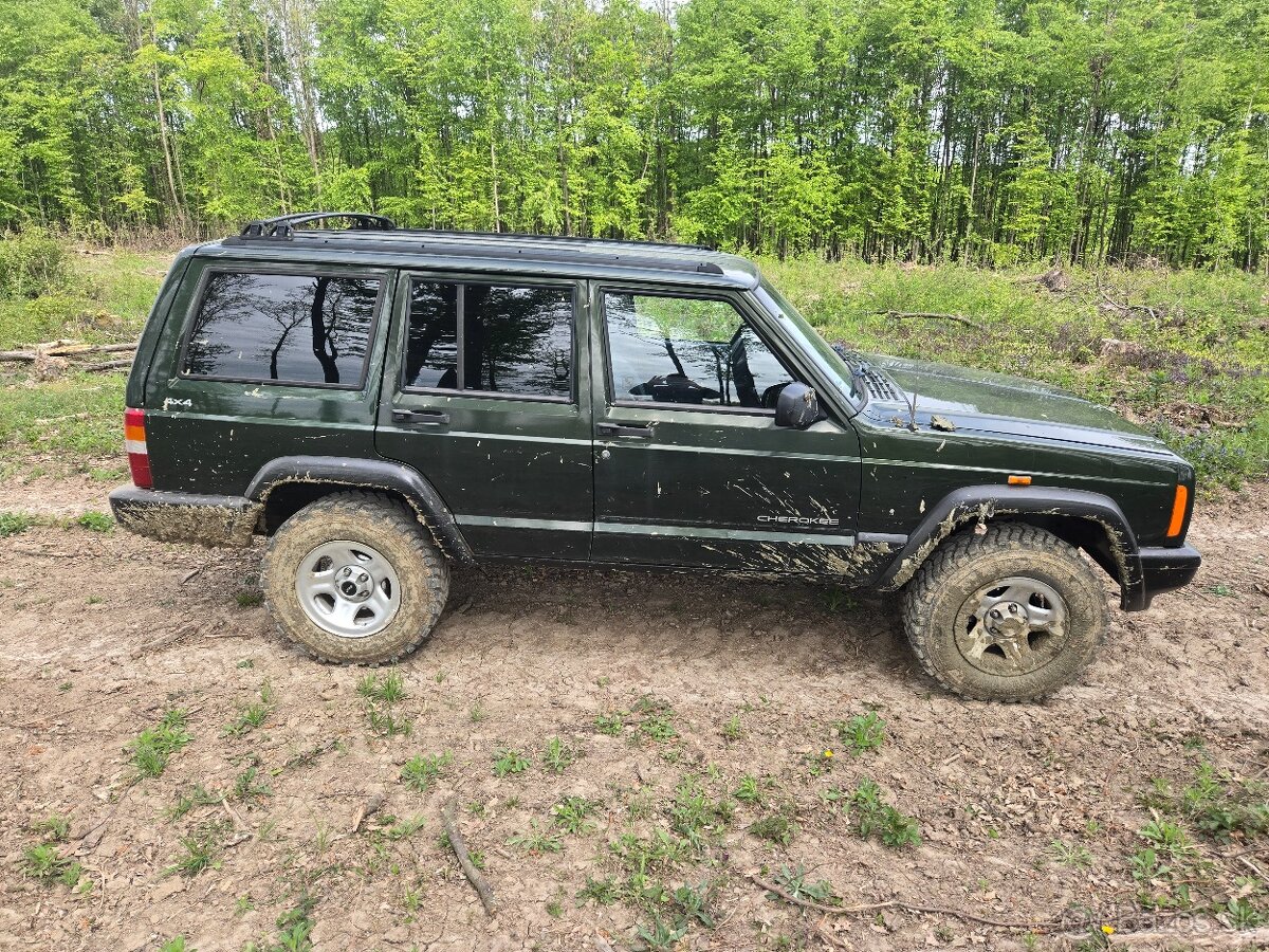 Jeep Grand Cherokee xj - 2