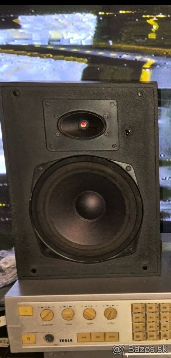 Tesla reproduktory a STEREO FM AM príjmač solo 638A - 2