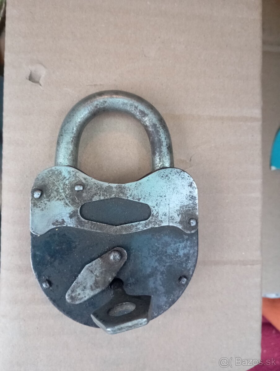 Predám staré zámki - 2