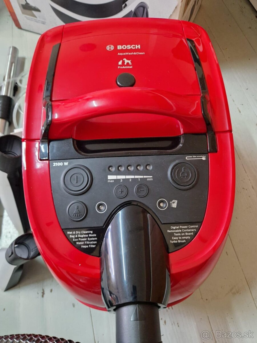 Vysavač tepovač - 2