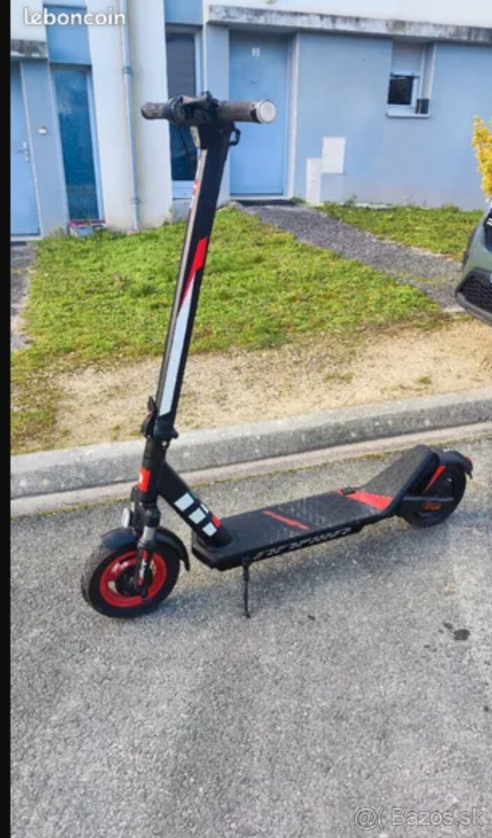 Elektrická Kolobežka Aprilia eSR2 EVO - 2