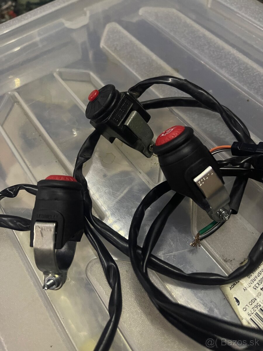 Tlačitko stop/ start motor - 2