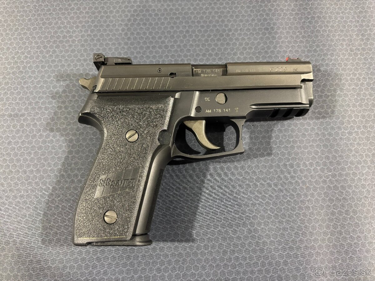 SIG SAUER P229 - 2
