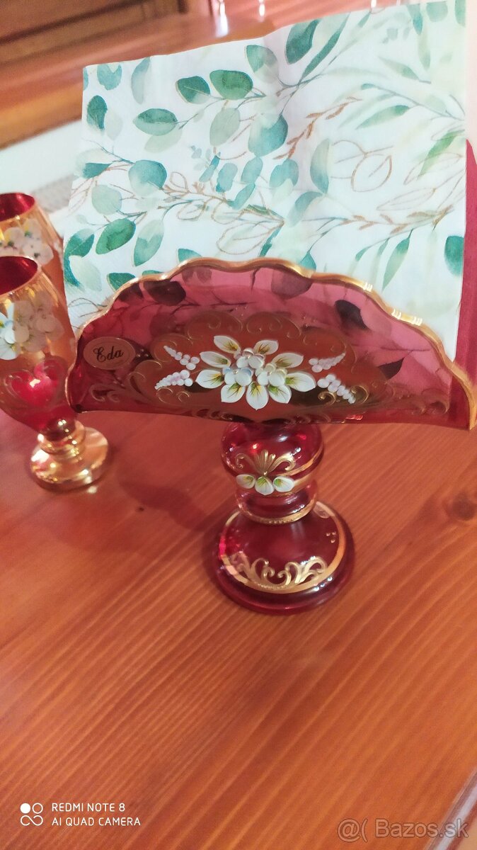 Borské sklo: krčah, poháre , servítovník - 2