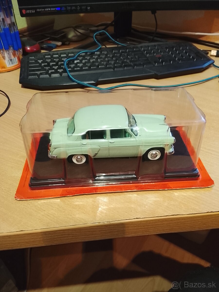 Predám nový nerozbaleny model Moskvic 403-1963 - 2