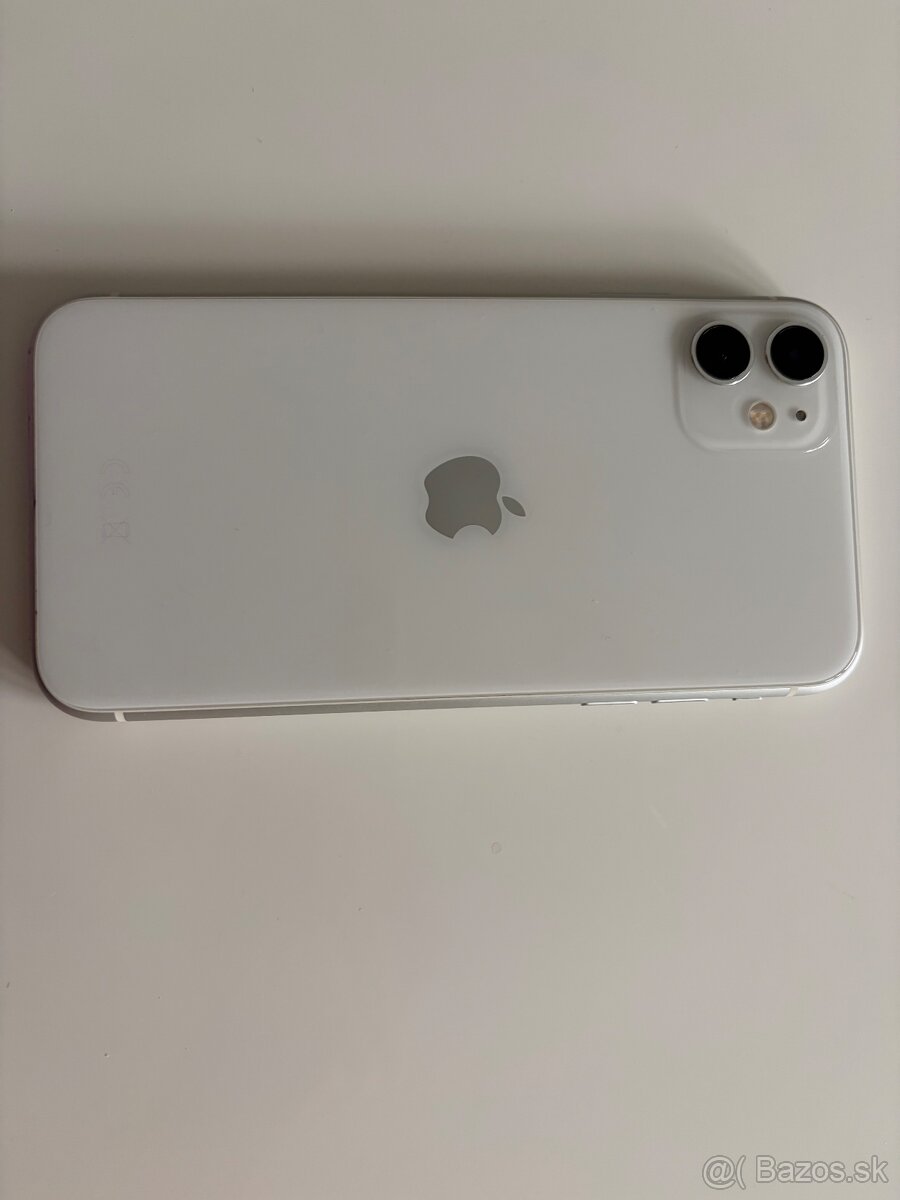 Apple iPhone 11 64GB - 2