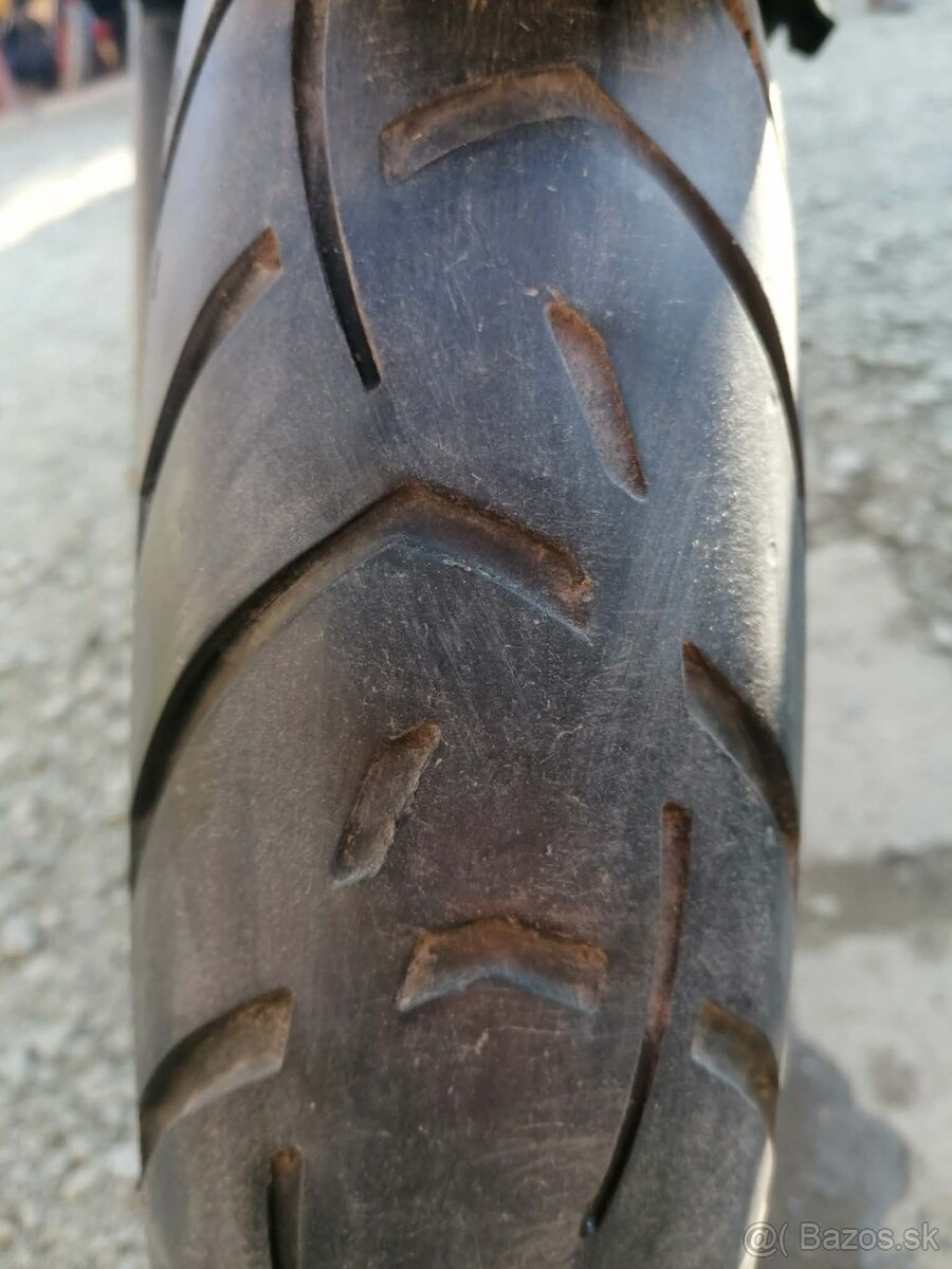 Suzuki V-Strome 650 - 2