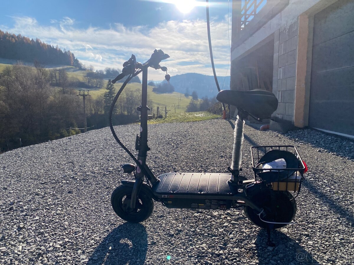 Elektricky skuter - 2