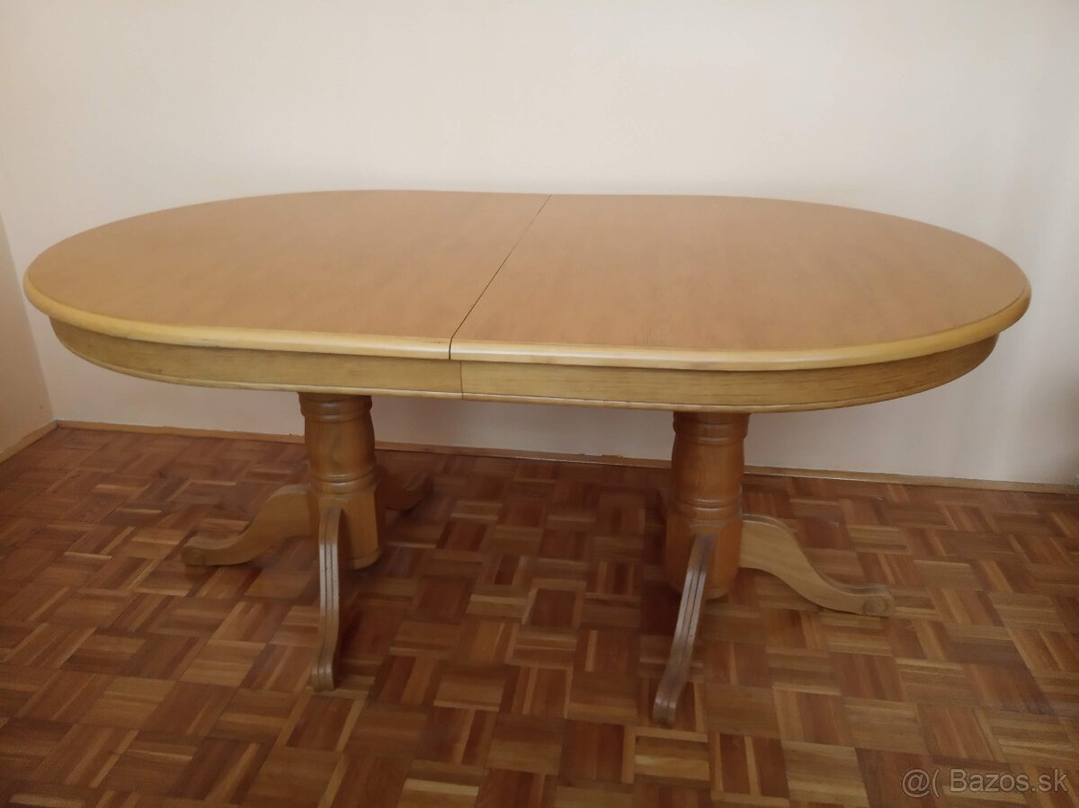 Jedálenský stôl so stoličkami - 2
